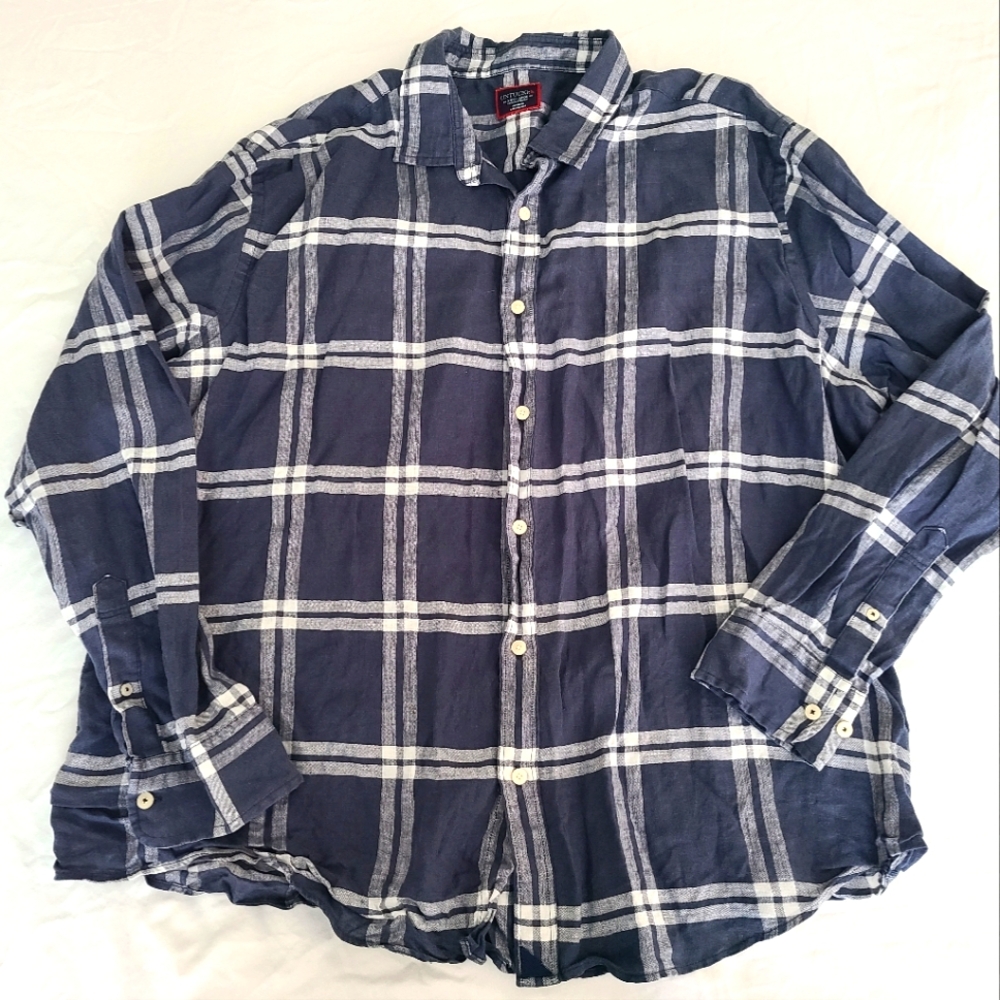 UNTUCKit Navy and White Plaid Shirt